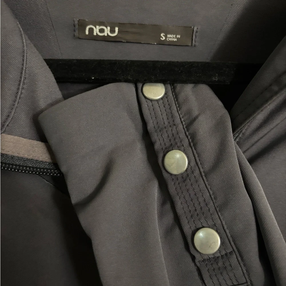 Nau Women's Charcoal Black Active Ski Fall Winter Soft Shell Zip Up Jacket Coat
